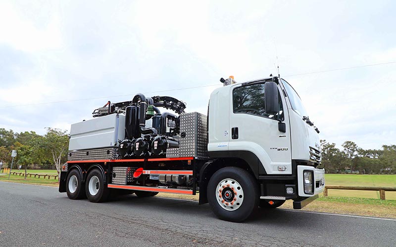 Untitled-1_0006_Pensar_No Logo vacuum truck